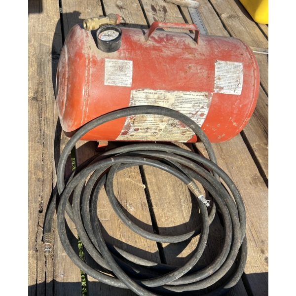 PORTABLE AIR TANK W/ HOSE