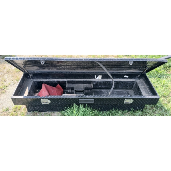 TRUCK TOOLBOX