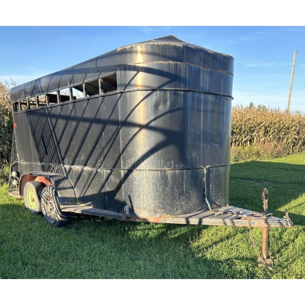 LIVESTOCK TRAILER - 14 FOOT - NO OWNERSHIP