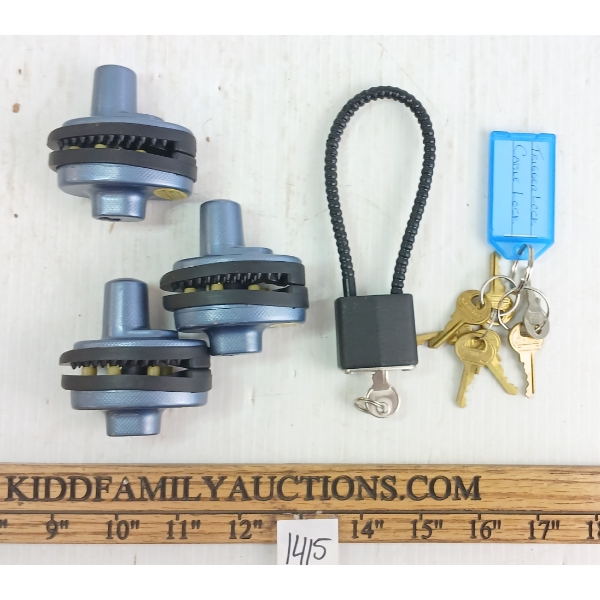 LOT OF 4 - TRIGGER LOCKS W/ KEYS