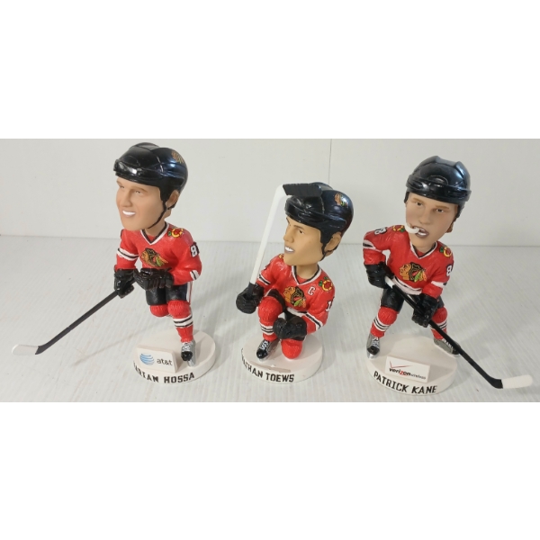 LOT OF 3 - KICK 10 CHICAGO BLACK HAWKS BOBBLE-HEAD FIGURES - TOEWS, KANE & HOSSA
