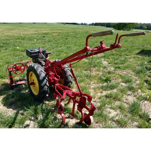 BOWMAN CULTIVATOR