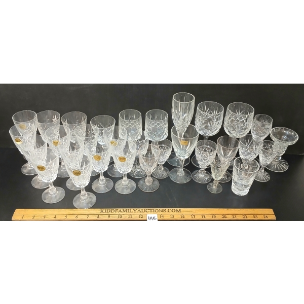 LOT OF 31 - CRYSTAL GLASSES - INCL LUMINARC & CRISTAL D'ARQUES FRENCH PCS