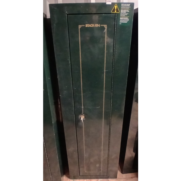 STACK - ON GUN CABINET W/ KEY