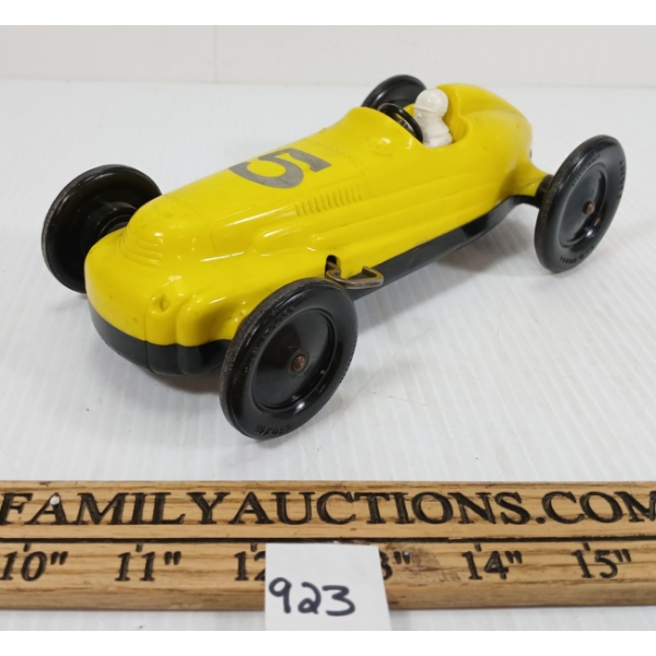 RELIABLE WIND UP RACE CAR