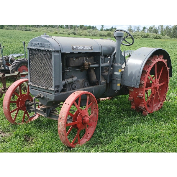 MCCORMICK-DEERING MODEL 10-20 TRACTOR