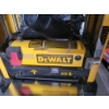 Image 4 : DEWALT DW733 12.5IN THICKNESS PLANER W/ WORK BENCH