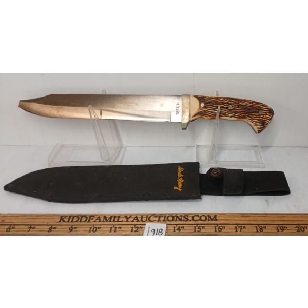 UNCLE HENRY SCHRADE HUNTING KNIFE W/ SHEATH