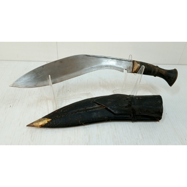 INDIAN KUKRI KNIFE W/ SCABBARD