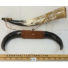 Image 2 : LOT OF 2 - DISPLAY HORNS & POWDER HORN