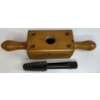 Image 2 : ENGLISH VICTORIAN STEEL / BOXWOOD SCREW BOX & TAP