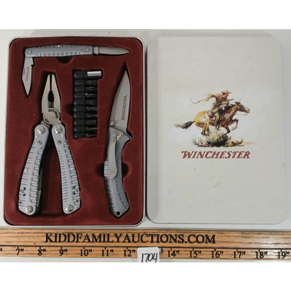 WINCHESTER COLLECTIBLE 13PC MULTI-TOOL SET