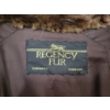 Image 3 : REGENCY WOMEN'S BEAVER FUR COAT