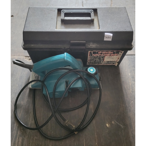 MAKITA 115V POWER PLANER W/ TOOL BOX