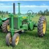 Image 1 : JOHN DEERE MODEL G TRACTOR - 1941 - HAND START