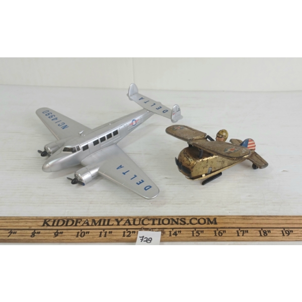 LOT OF 2 - NEWRAY PLASTIC DELTA & TIN LITHO AIRPLANES