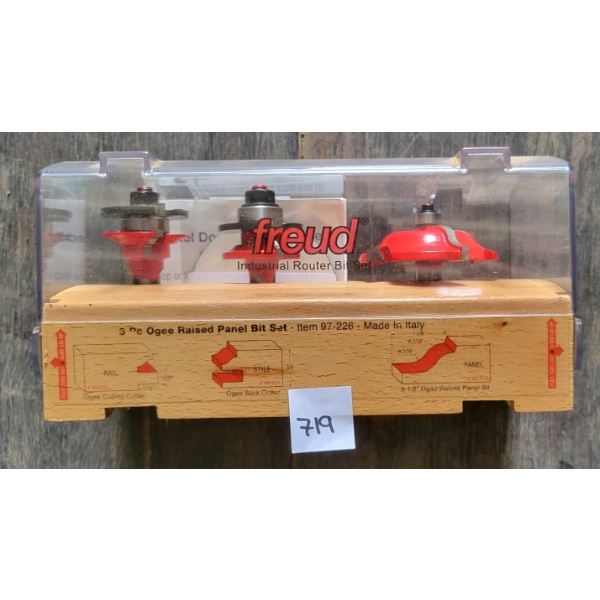 FREUD INDUSTRIAL ROUTER BIT SET