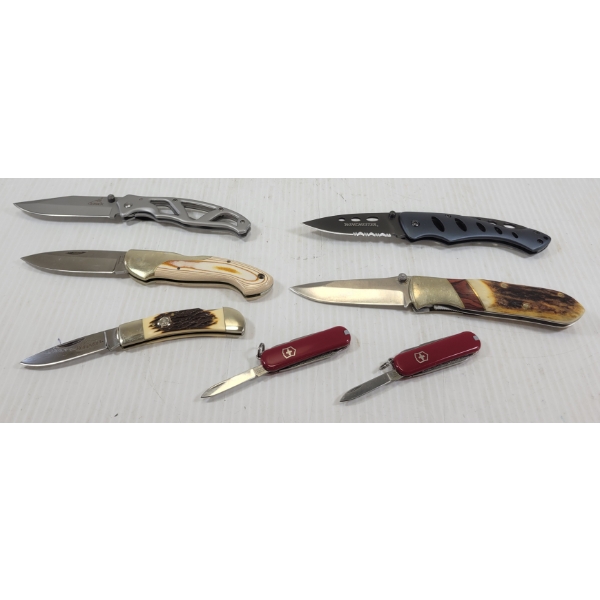 LOT OF 7 - FOLDING KNIVES - INCL WINCHESTER & GERBER, ETC