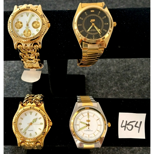 LOT OF 4 - MEN'S GOLD TONE QUARTZ WRISTWATCHES