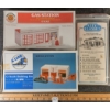 Image 1 : LOT OF 3 - CITY CLASSICS, BACHMAN & K-LINE SERVICE STATION MODEL KITS