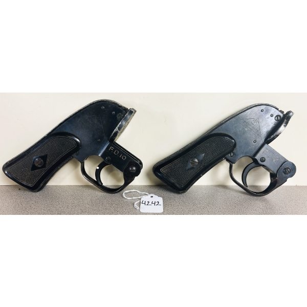 LOT OF 2 - US M-8 FLARE PISTOL GRIP FRAMES - NO PAL REQUIRED 