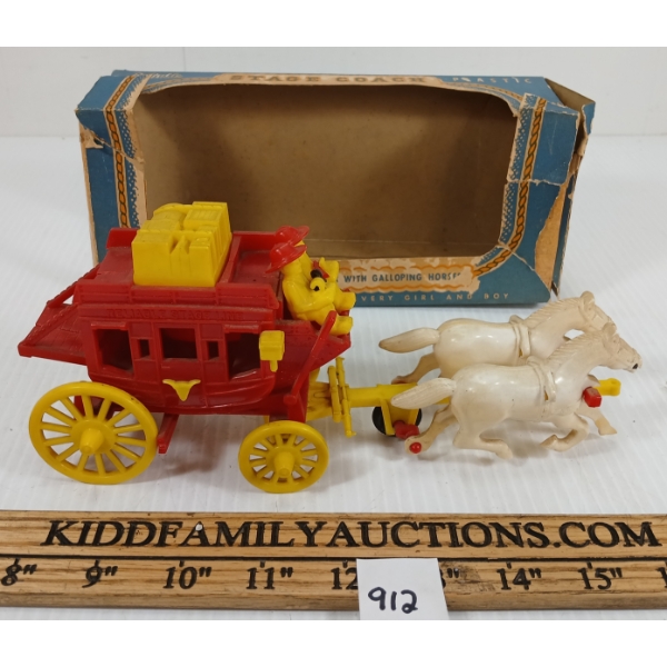 RELIABLE MINI REPLICA STAGE COACH W/ GALLOPING HORSES