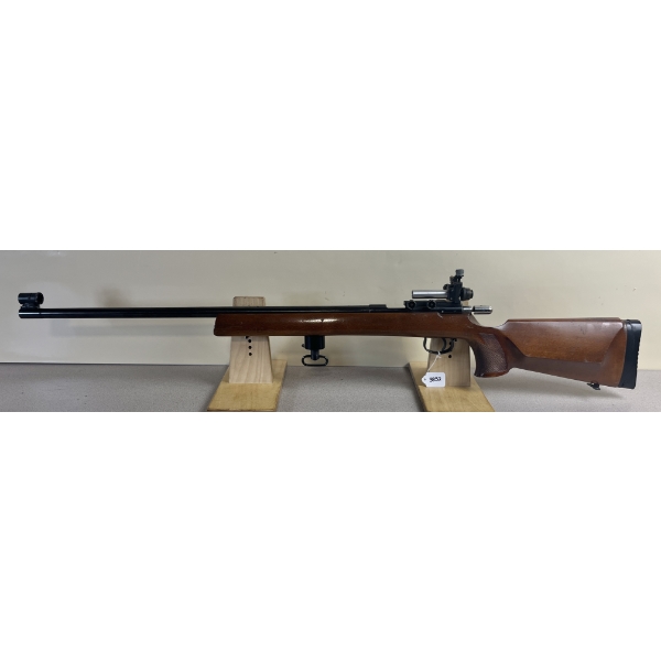 SAVAGE ANSCHUTZ MATCH 64 IN .22 LR