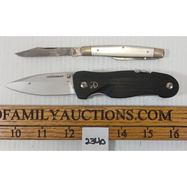 LOT OF 3 - LOT OF 2 - LEATHERMAN & UNKNOWN FOLDING KNIVES
