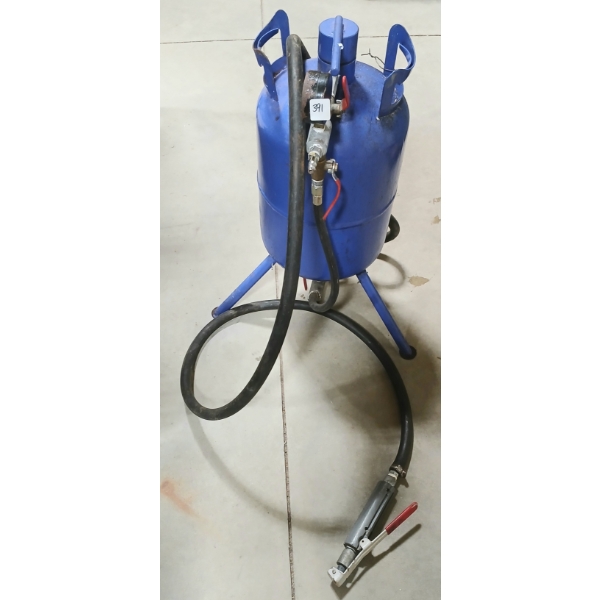 POWER FIST 5GAL PRESSURE SANDBLASTER