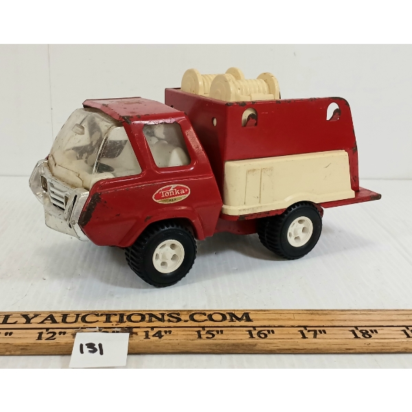 TONKA PRESSED STEEL BEDFORD PUMPER FIRE TRUCK