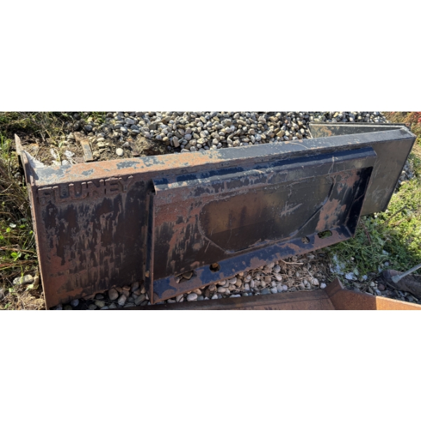 TOOTH BUCKET - SKIDSTEER MOUNT - 72 INCH