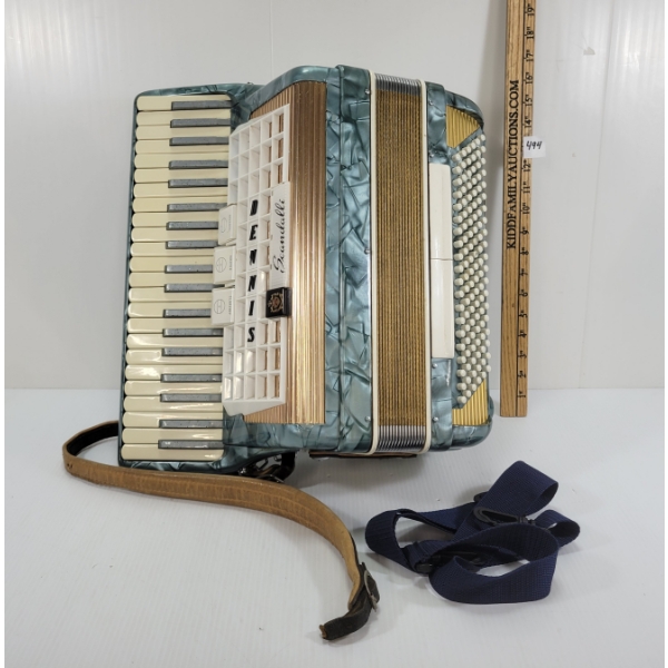 SCANDALLI PIANO ACCORDION