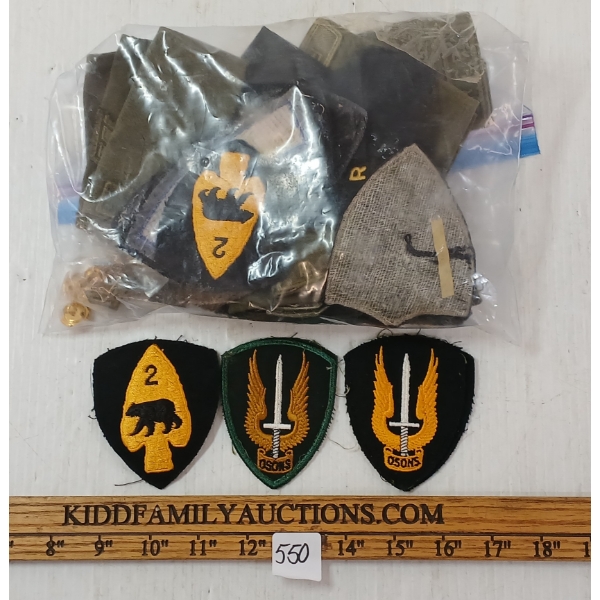 JOB LOT - CDN MILITARY INSIGNIA - INCL BUTTONS, PINS, PATCHES, ETC