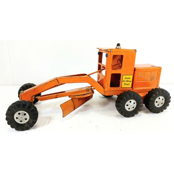 TONKA PRESSED STEEL ROAD GRADER - STATE HI-WAY DEPT