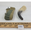 Image 4 : LOT OF 2 - PRIMING HORN & CARTRIDGE BELT