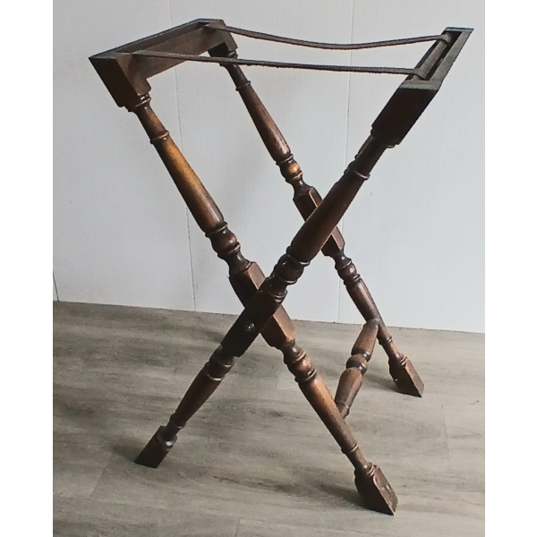 BUTLER'S FOLDING TRAY STAND