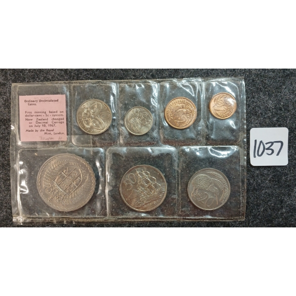 1967 COINS OF NEW ZEALAND UNCIRCULATED SET