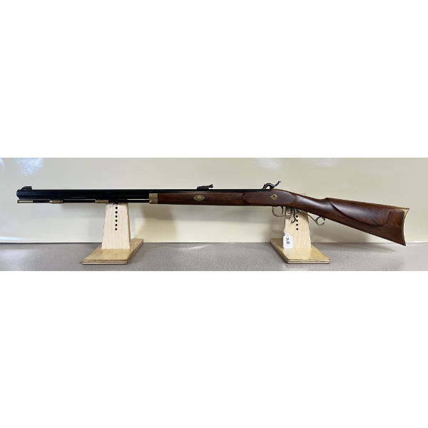 THOMPSON CENTER HAWKEN IN .50 BP 