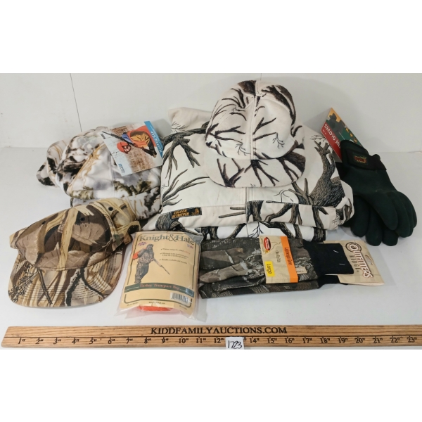 JOB LOT - WINTER CAMO CAPS, SWEATER, PANTS, GLOVES & TURKEY TRANSPORT BAG