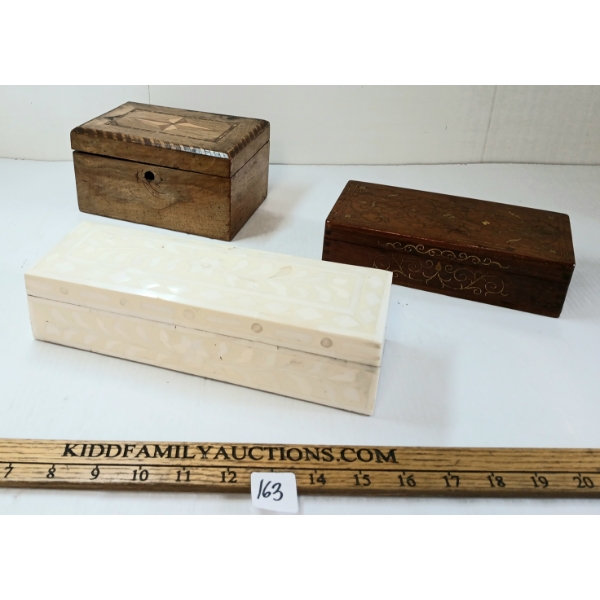 LOT OF 3 - DECORATIVE TRINKET BOXES