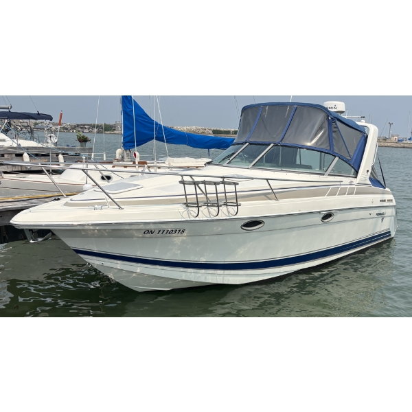 FORMULA 27 PC EXPRESS CRUISER MOTOR BOAT - 2003 - VG CONDITION