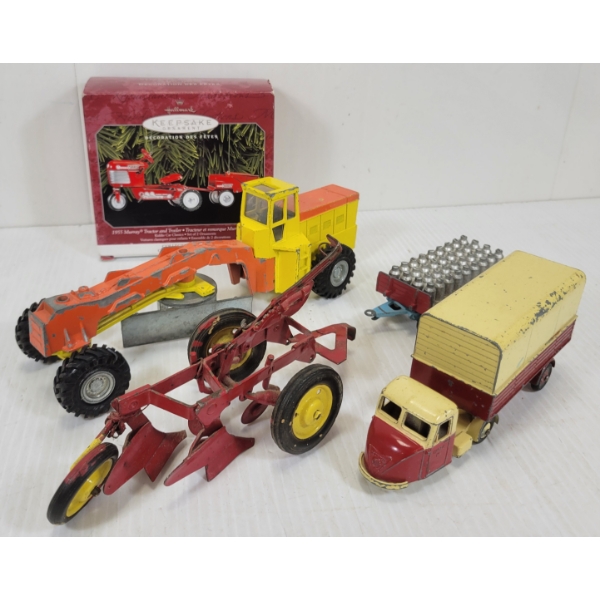JOB LOT - DIECAST VEHICLES & TRACTORS - INCL BUDGIE TOYS