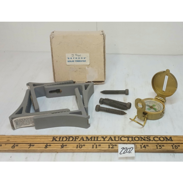 LOT OF 2 - ENGINEER'S COMPASS & SKYHOOK SOLID TREE STEPS