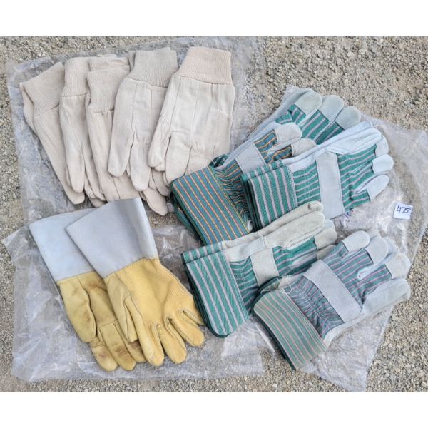 LOT OF 11 - PAIRS OF WORK & CLOTH GLOVES