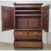 Image 2 : MAHOGANY SHERATON STYLE ENTERTAINMENT UNIT