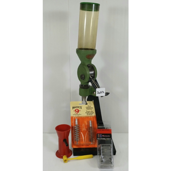 LOT OF 4 - REDDING POWDER MEASURE, HORNADY LOCK RINGS, HOPPE'S GUN CLEANING BRUSHES, ETC