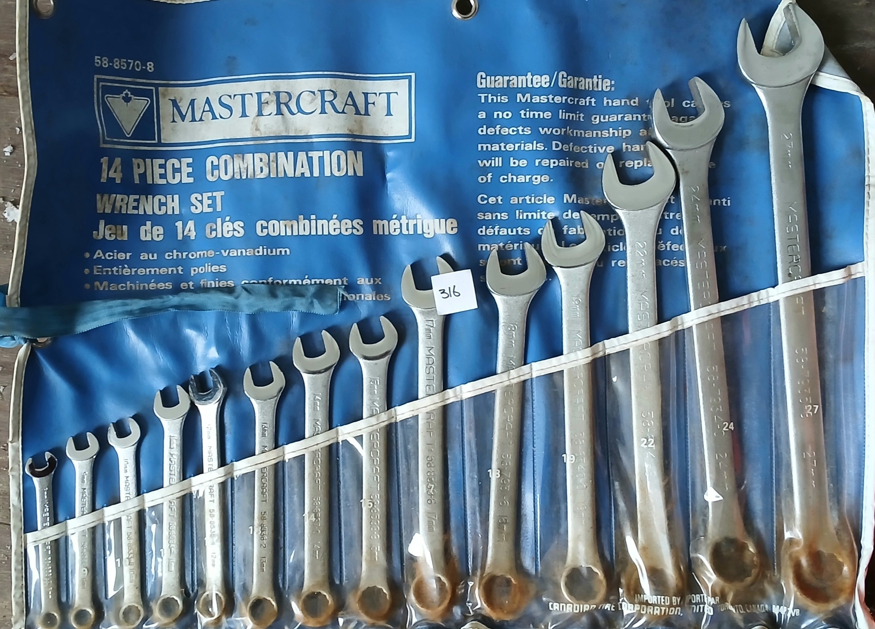 LOT OF 2 - MASTERCRAFT 14 PC METRIC WRENCH SET & 9 PC CHISEL SET