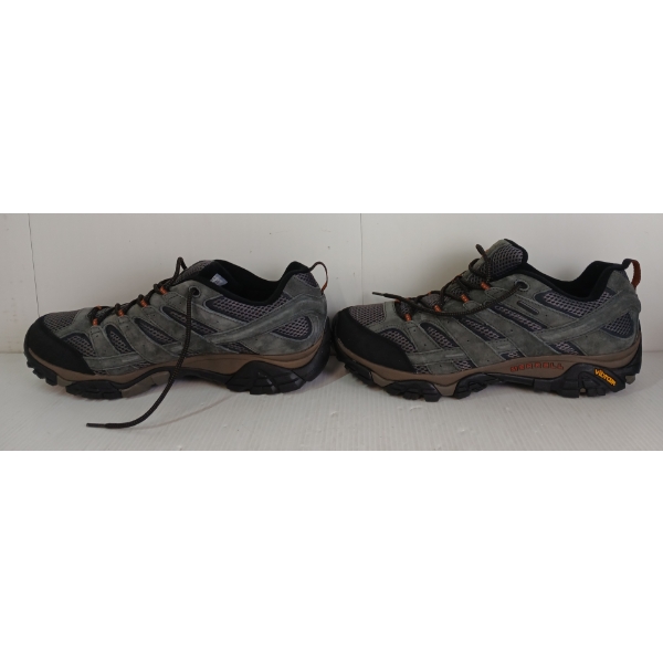 PAIR OF MERRELL MOAB 2 WP MEN'S SHOES