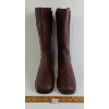 Image 2 : PAIR OF MEN'S SQUARE TOE BROWN LEATHER BOOTS