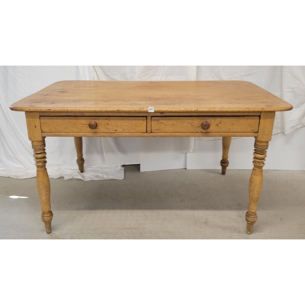 PINE TABLE